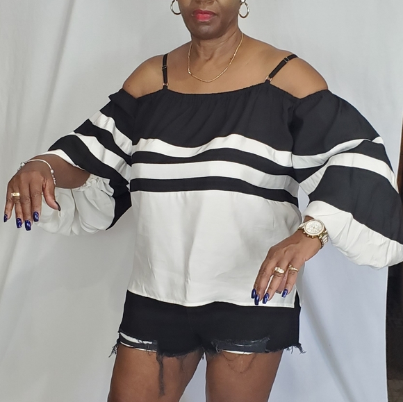 Balloon Sleeve Top - XL - Picture 4 of 4